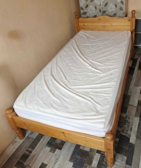 Легла от масивно дърво