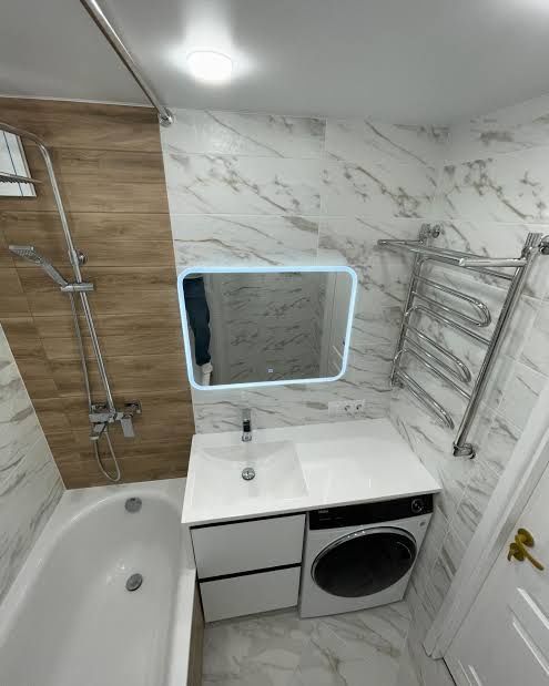 Сантехник, кафельщик