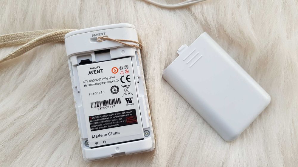 Бебефон Philips Avent с температурен сензор, мелодии, нощна лампа др.