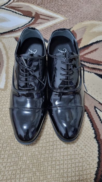 Лакированные туфли Follon Garment