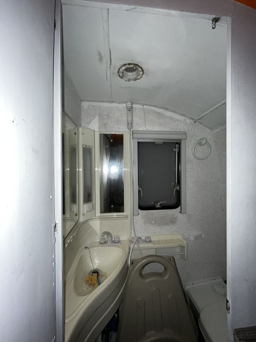 Спешно се продава каравана от Англия‼️‼️