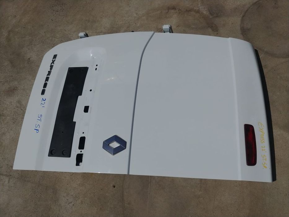 usa stanga spate renault express 2022