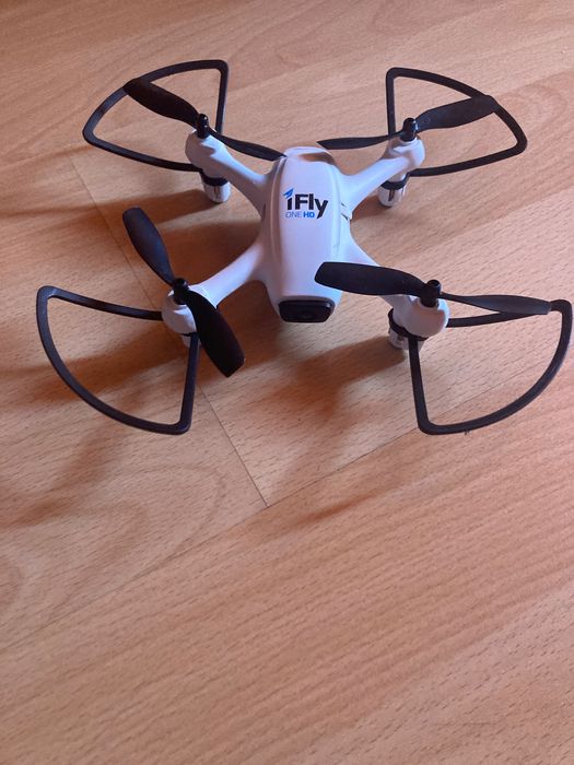 Дронове с камера