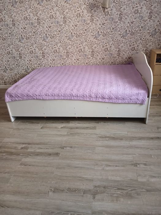 Кровать двухспальная