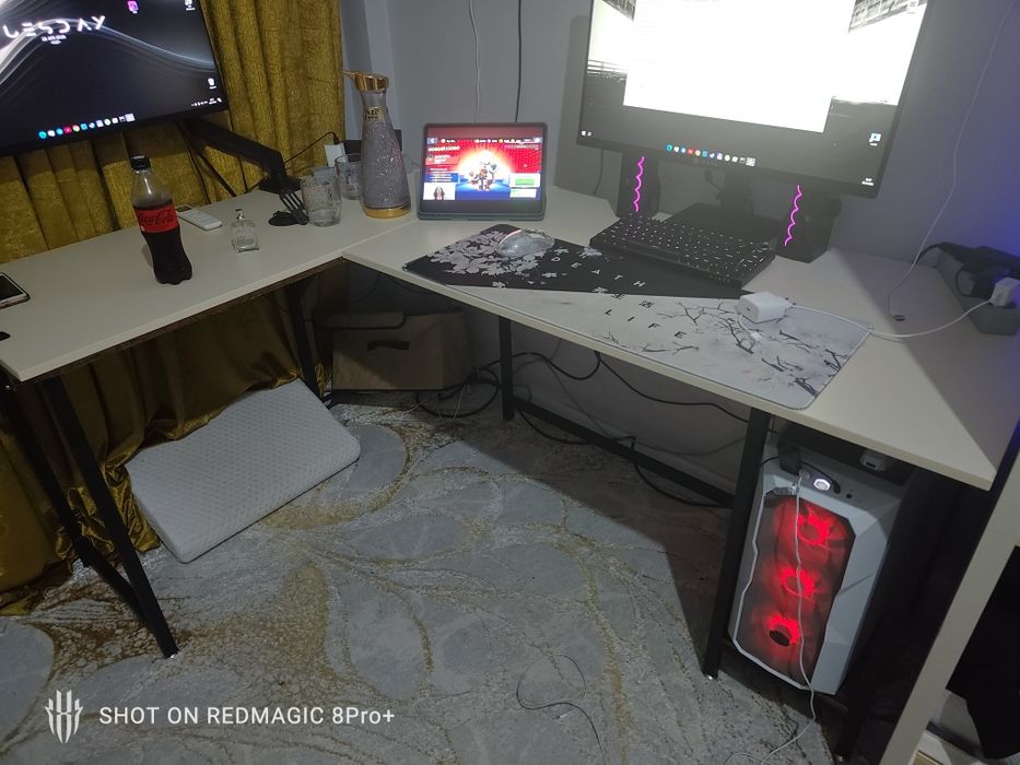 Компьютерный стол