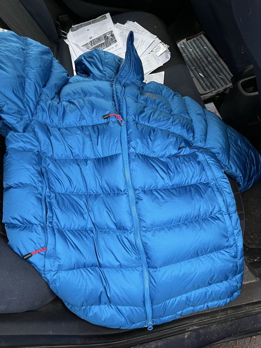 Geaca Mountain Equipment