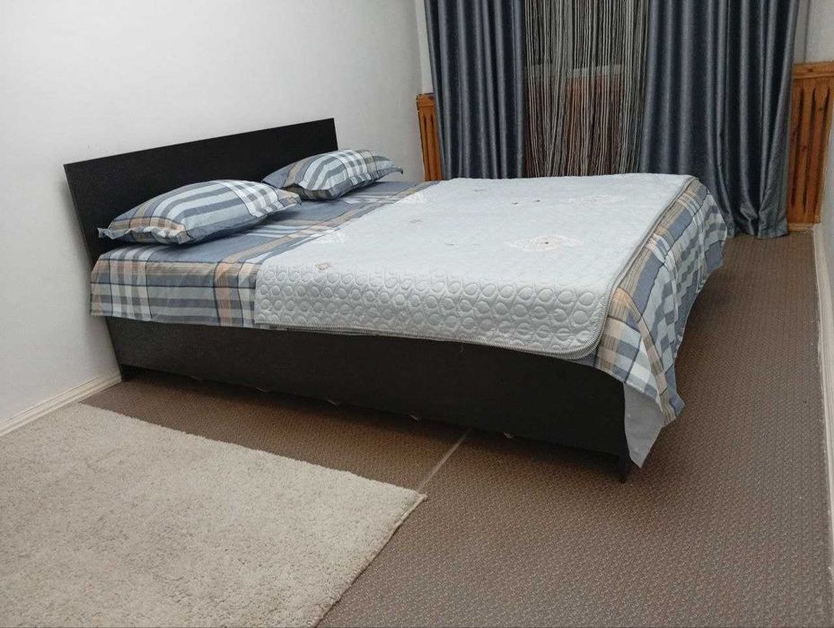 Sergeli TURON METRO bekatida 3 xonali uy ijaraga beriladi. (3/2/9)