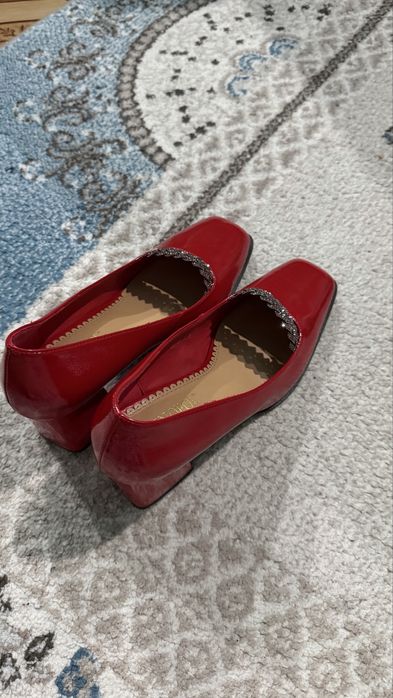 КРАСНЫЕ каблуки красивые