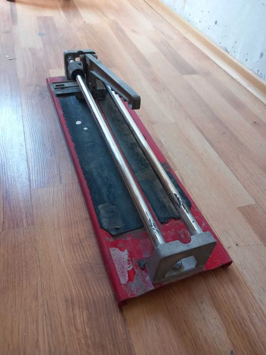 Машина за рязане на плочки