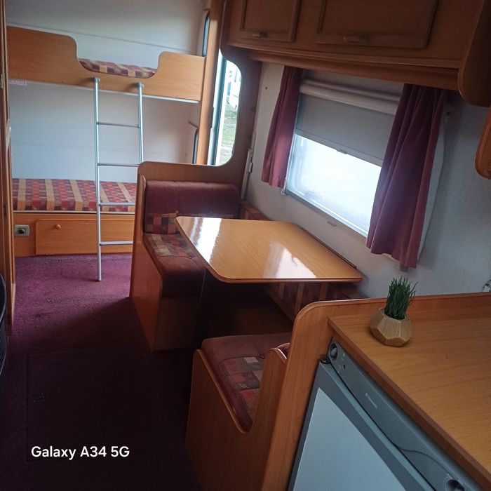 Vând rulota Lunar , stare buna  an de fab 2004