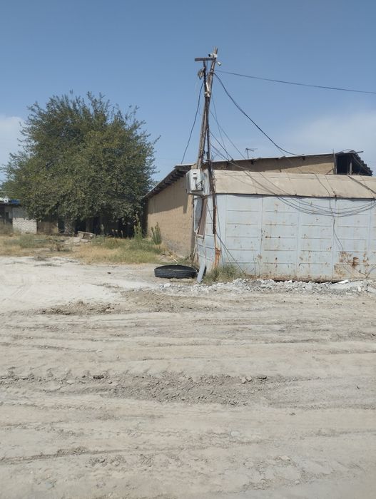 yer sotiladi yangiyo'lda noturar (нежилое)