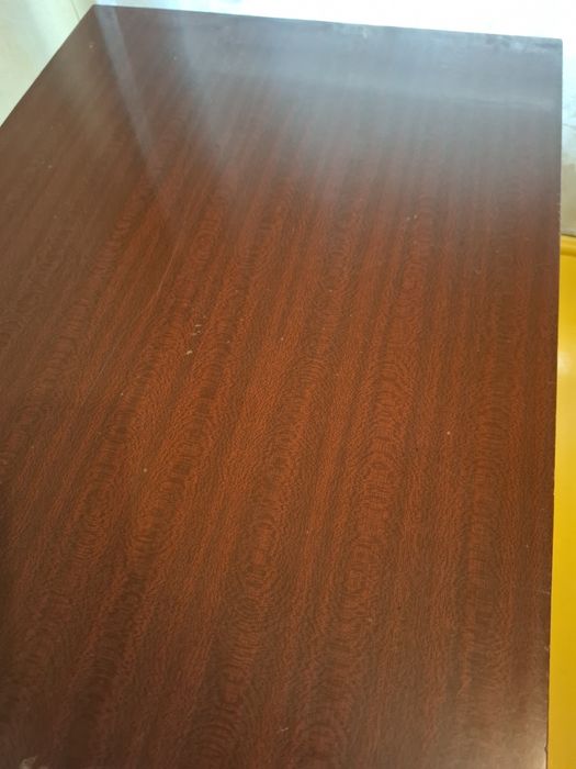 Стол письменный полированный