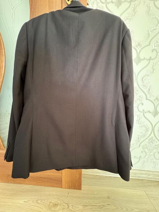 Продаю костюм для подростков