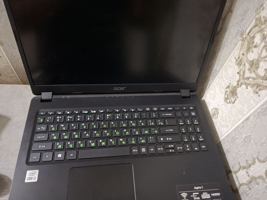 Noutbuk, ACER core3