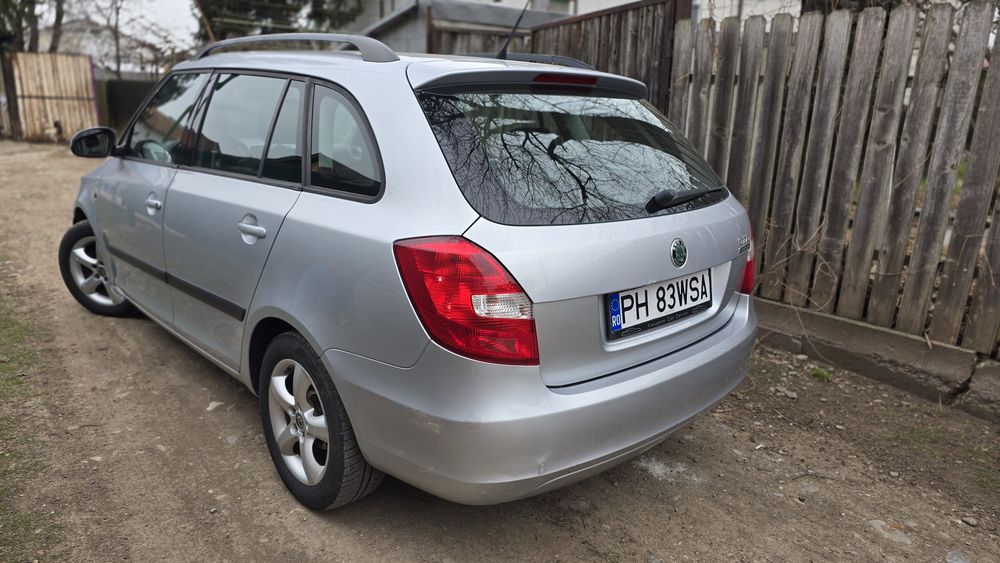 SKODA Fabia 2010 — imagine 4