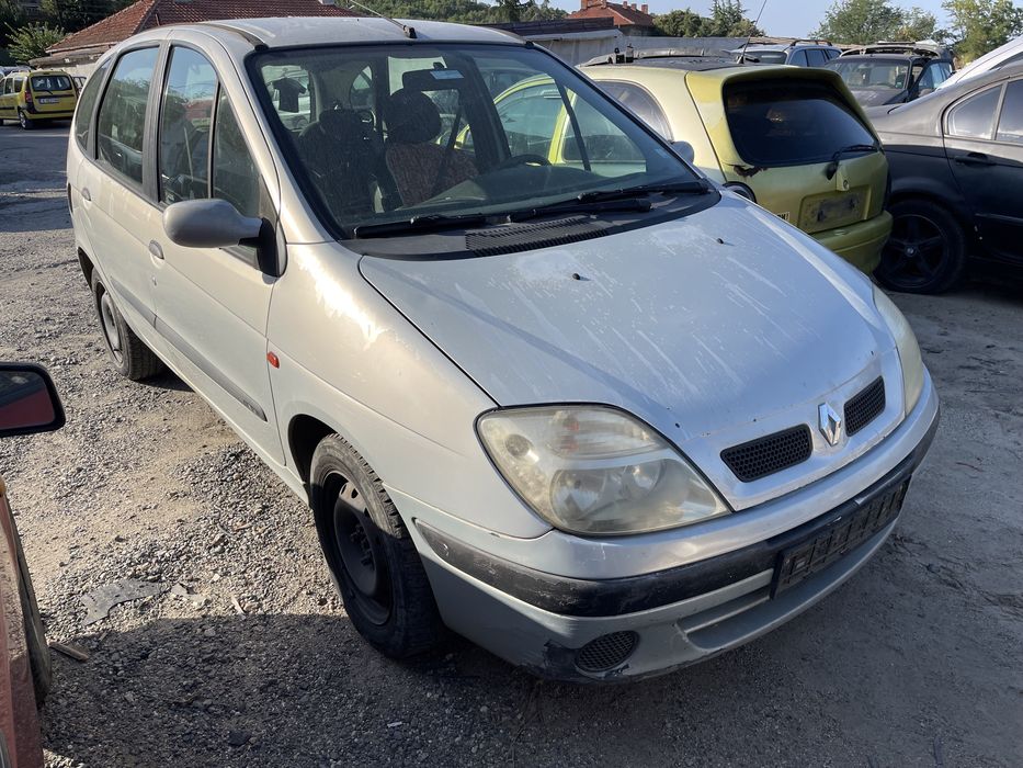 Рено меган сценик 1.6 16в 2002г На Части