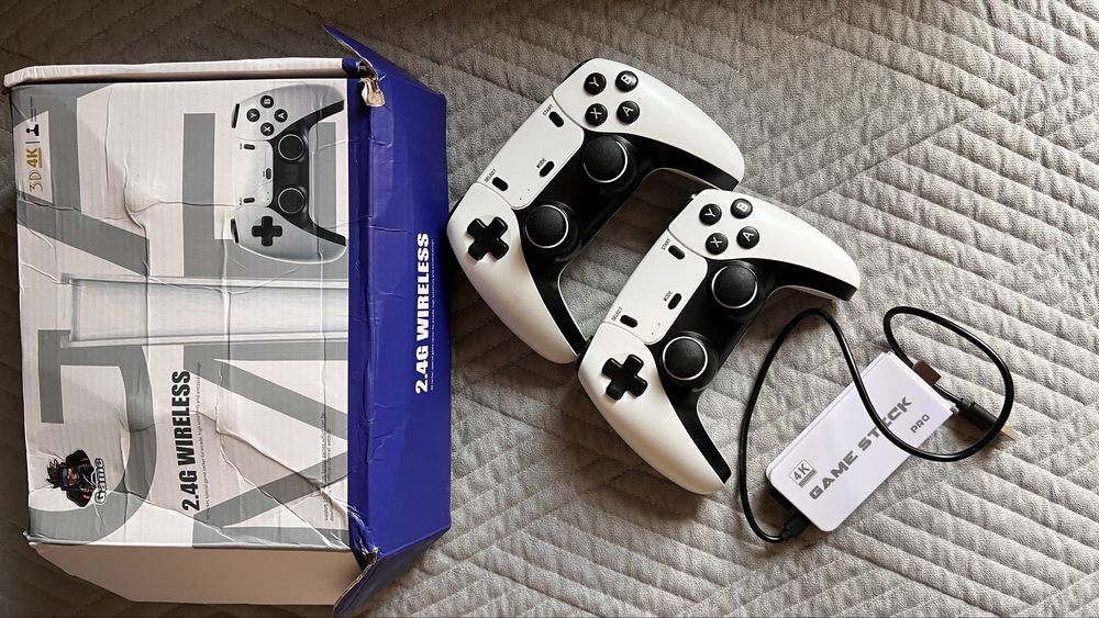 Игровая приставка