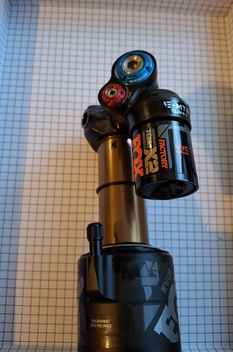 НОВ Шок Fox Float Factory X2 205x65