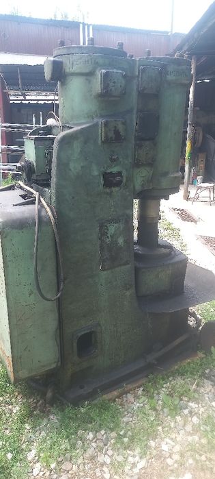 Молот  с оснаской.