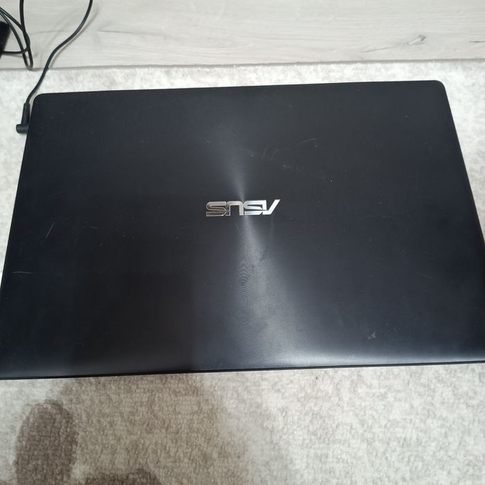 Laptop Asus X553 M