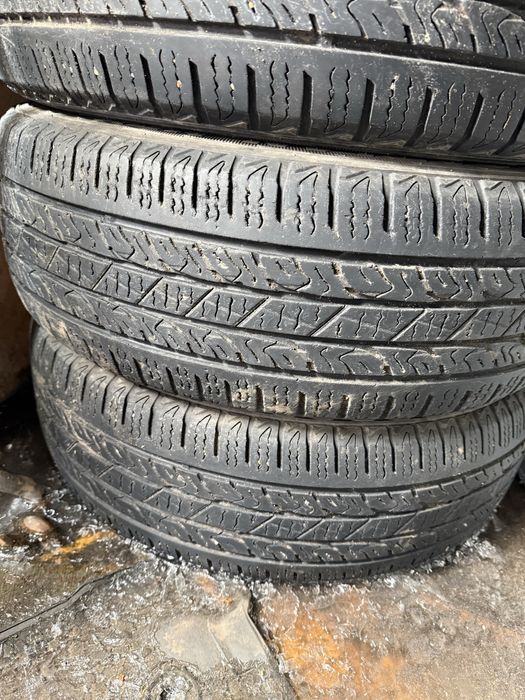 Продам шины от тойота рав 4