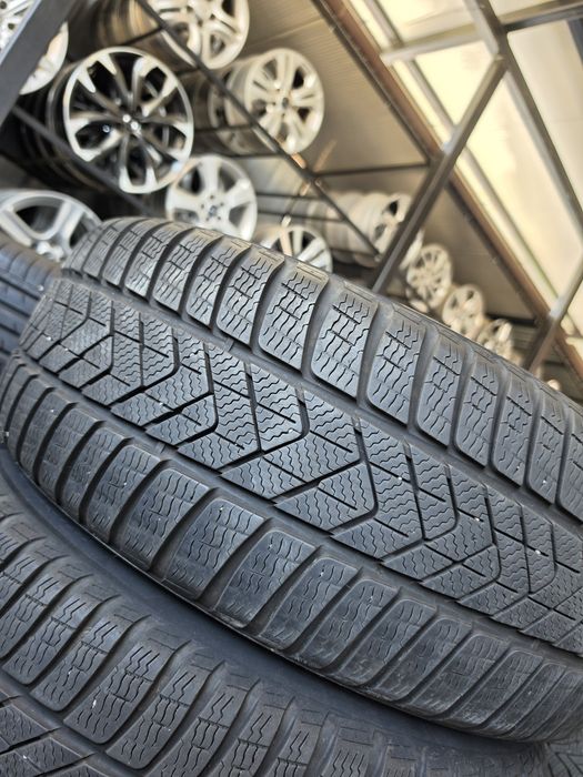 2 Броя 245/45/18 Pirelli 6,5mm 22dot