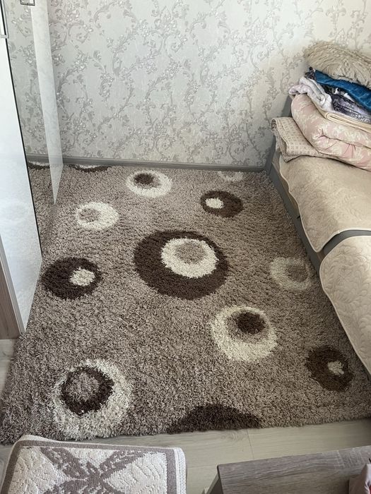 Продам ковер-травка 180х150