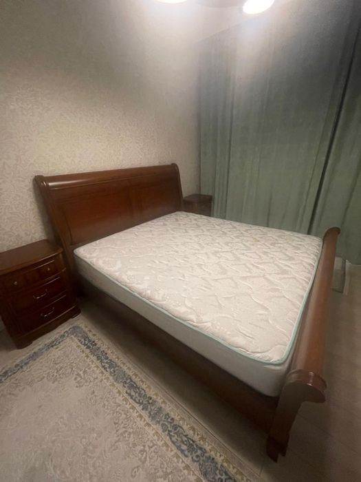Кровать двуспальная