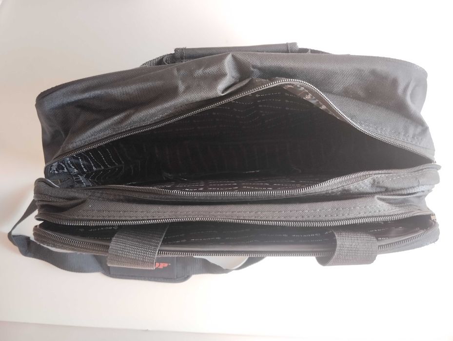 НОВА бизнес чанта Dunlop за лаптоп и документи