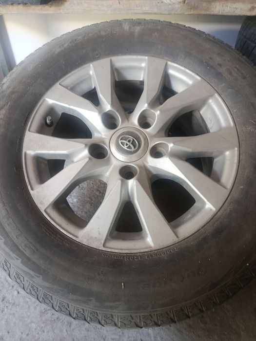 Продам оригинальные диски от Ленд Крузер 200 R18