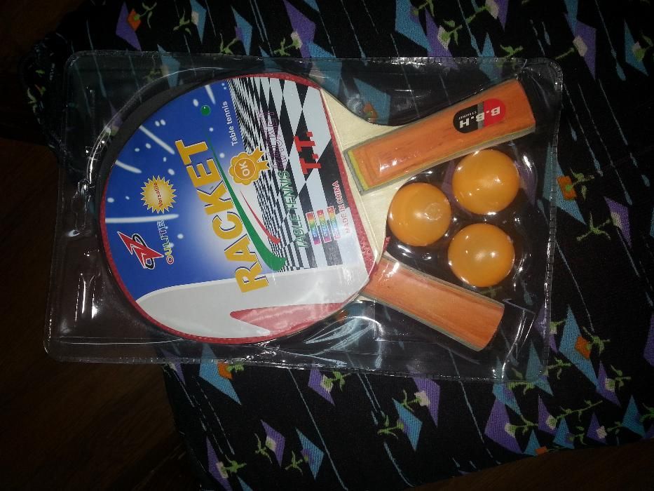 хилки за тенис на маса ;тенис ракети - 2 различни модели,цени