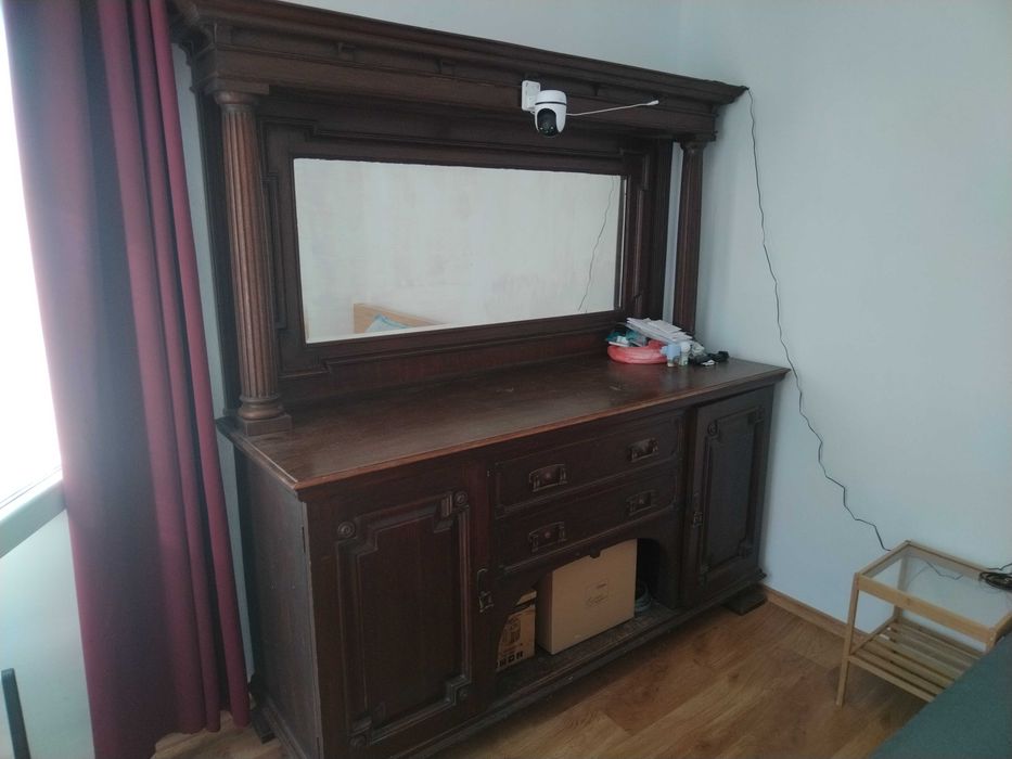 Антикварна мебел.