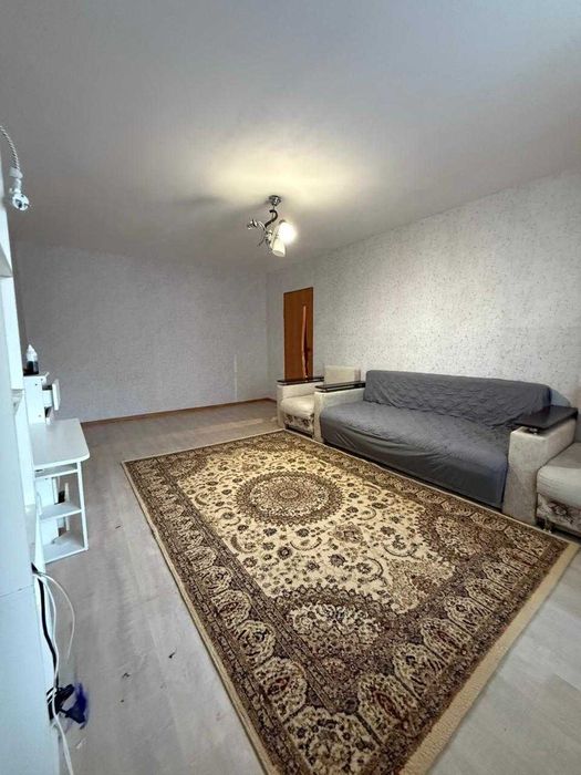 Продается 3 комн квартира Коктем,16