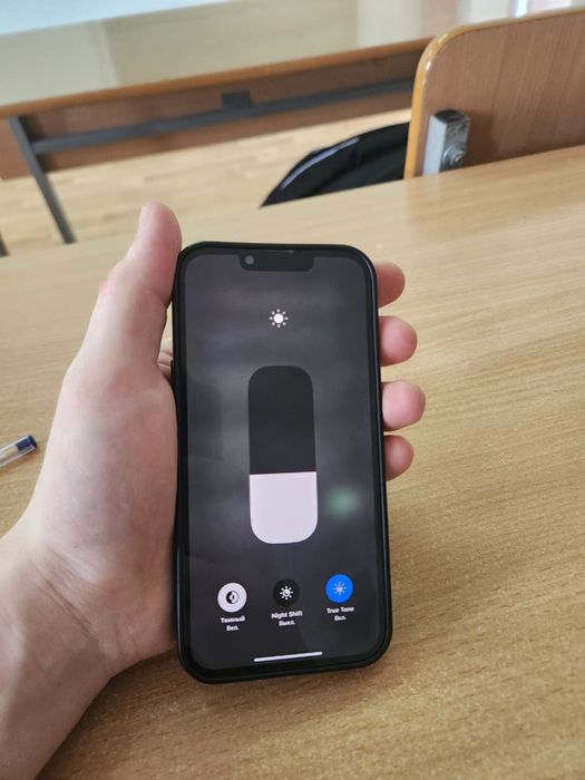 Продам айфон 13 midnight