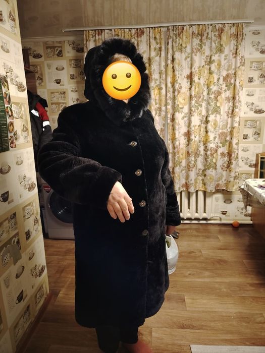 Продам натуральная шуба мутон