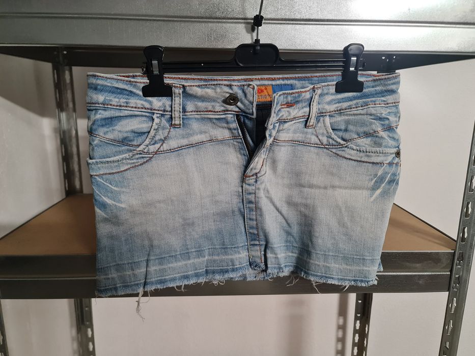 Fustita si pantaloni foarte scurti 30cm marime 38, de vara, domnisoare