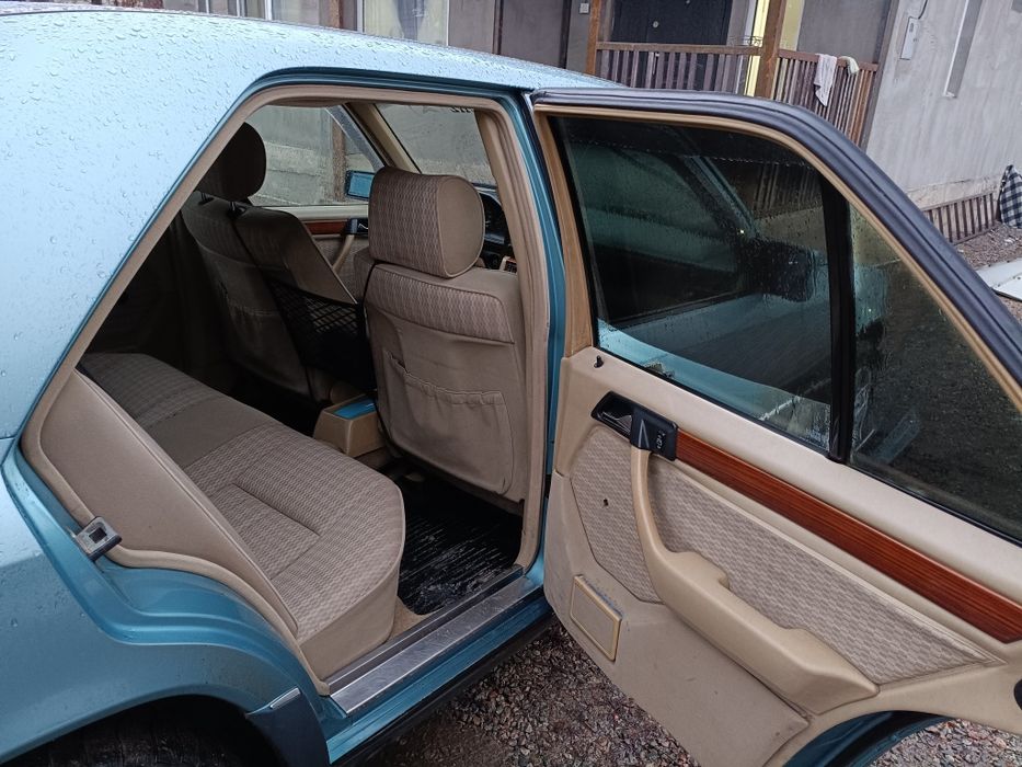 Мерседес230 2.3 автомат