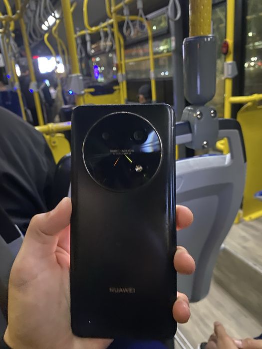 Huawei Nova 12i 256 гб сост идеял