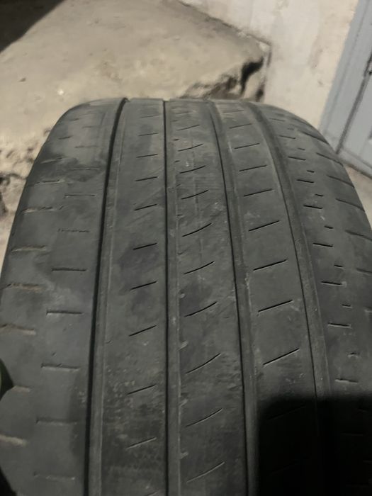 235/45r18 bridgestoun