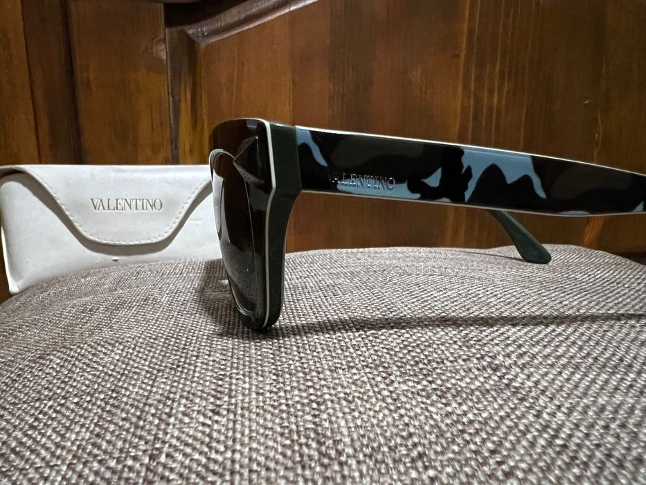 Дамски слънчеви очила - оригинално Valentino