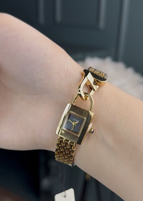 JULIUS soatlari korobka idishi bilan