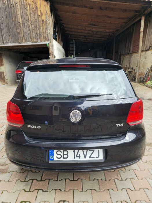 VOLKSWAGEN Polo 2010 — imagine 3