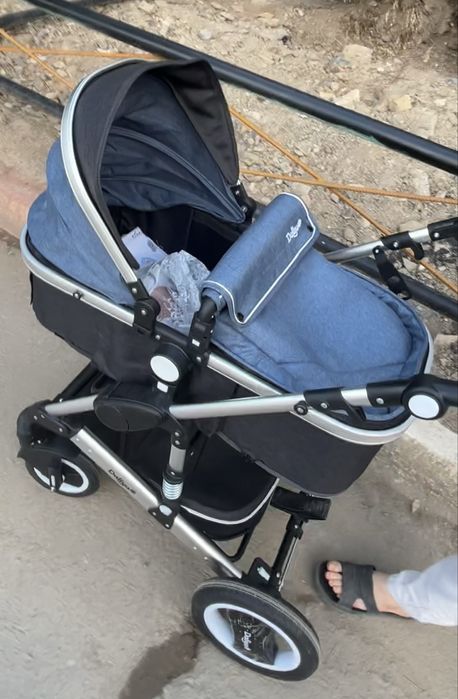 Коляска в хорошем состояние