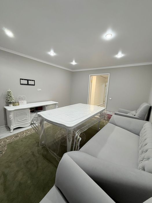 Обои, шпаклёвка и покраска