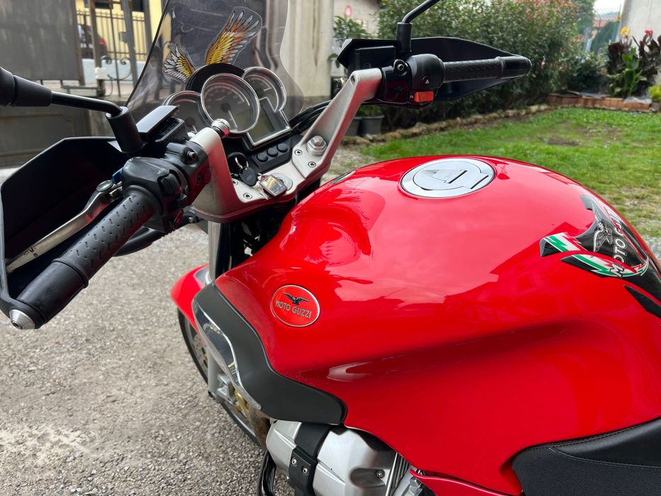 Moto Guzzi Breva 1200