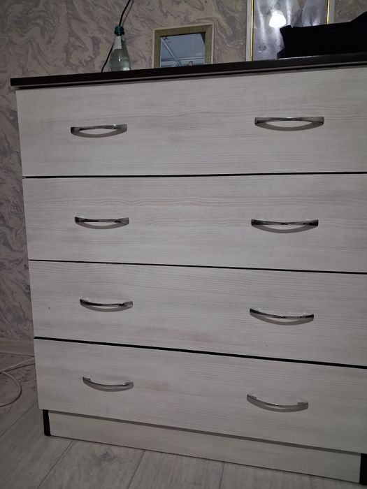 Продается диван 2,2