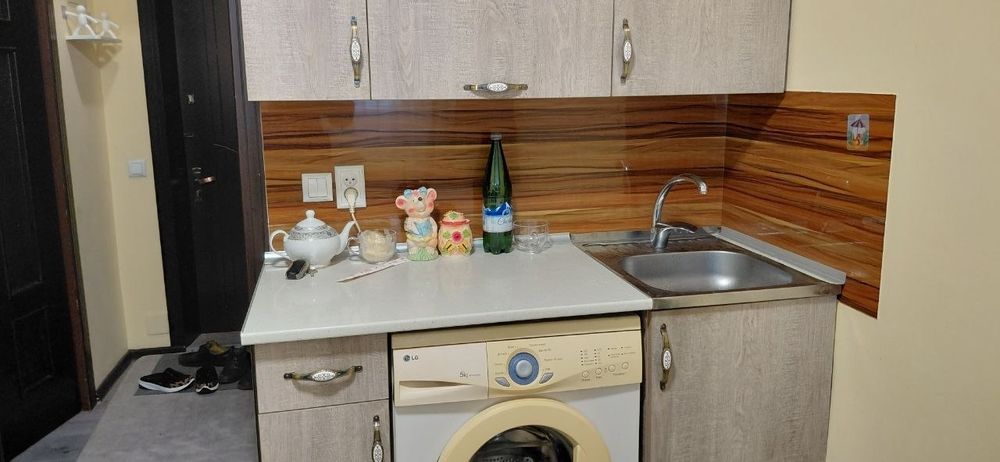 Kvartira srochniy oilaga,bollaga,qizlarga ijaraga beriladi