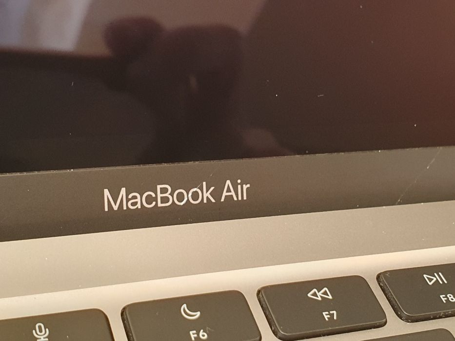 Macbook air 2020 m1 8/256