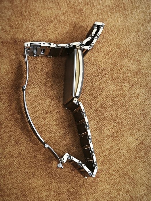 Часовник RADO...