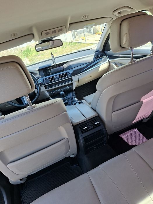 BMW Seria 5 F10 525d